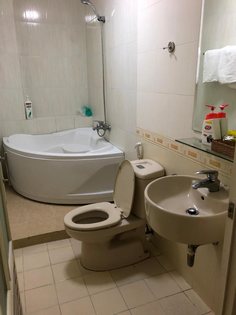 Hoang Oanh Hotel مدينة هوشي منه المظهر الخارجي الصورة